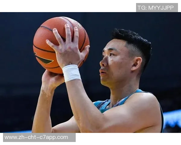 CBA全明星三分赛原帅展现绝对实力成功卫冕四年内三度夺得三分王称号