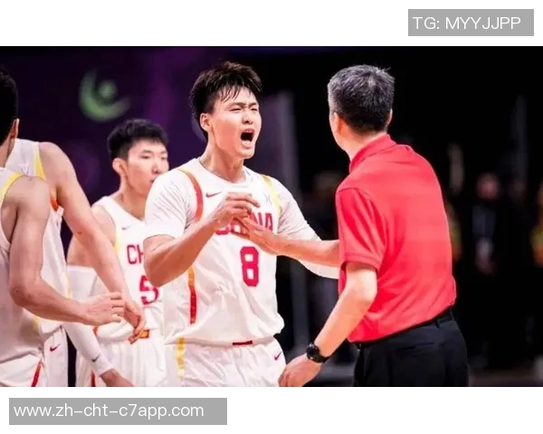 中国男篮与美国男篮巅峰对决展现篮球魅力与体育精神的激烈碰撞 中国男篮与美国男篮巅峰对决展现篮球魅力与体育精神的激烈碰撞